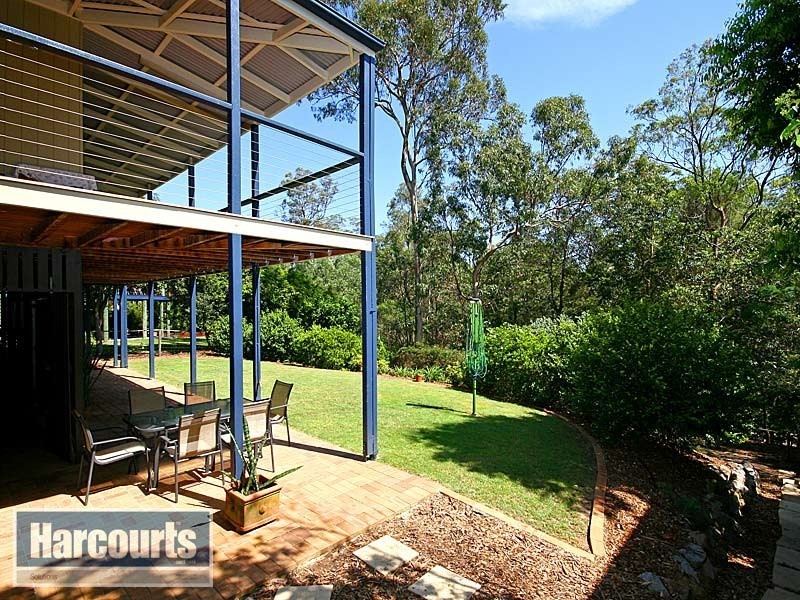 16 Woodburn Place, Ferny Hills QLD 4055