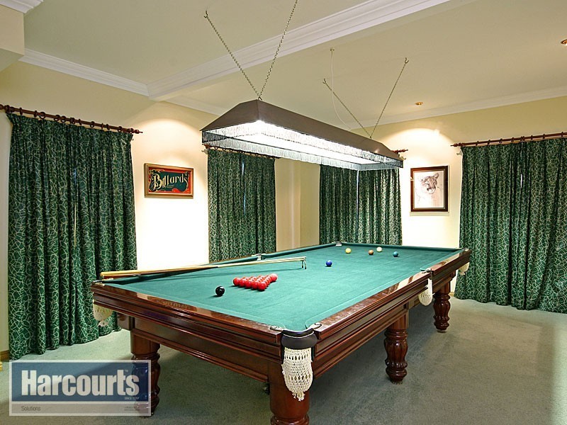 21 Woodgate Court, Ferny Hills QLD 4055