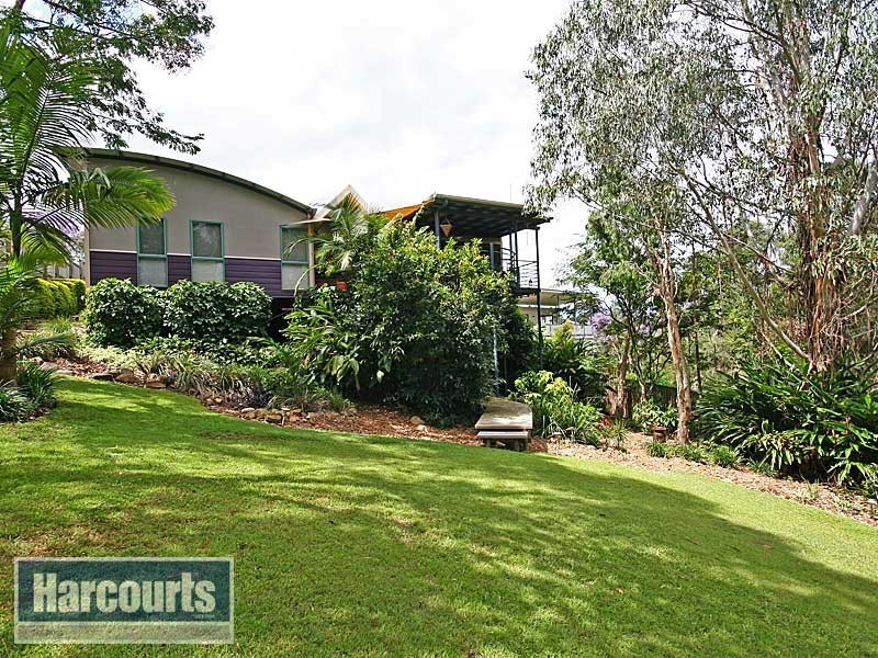 17 Fleetwood Court, Ferny Hills QLD 4055