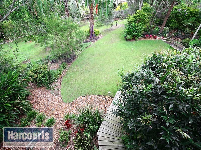 17 Fleetwood Court, Ferny Hills QLD 4055