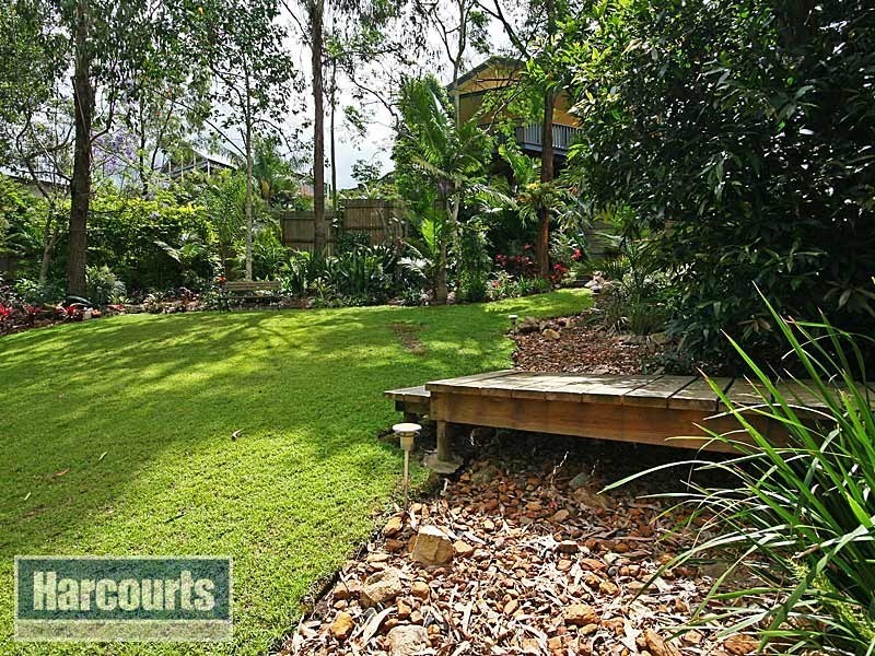 17 Fleetwood Court, Ferny Hills QLD 4055