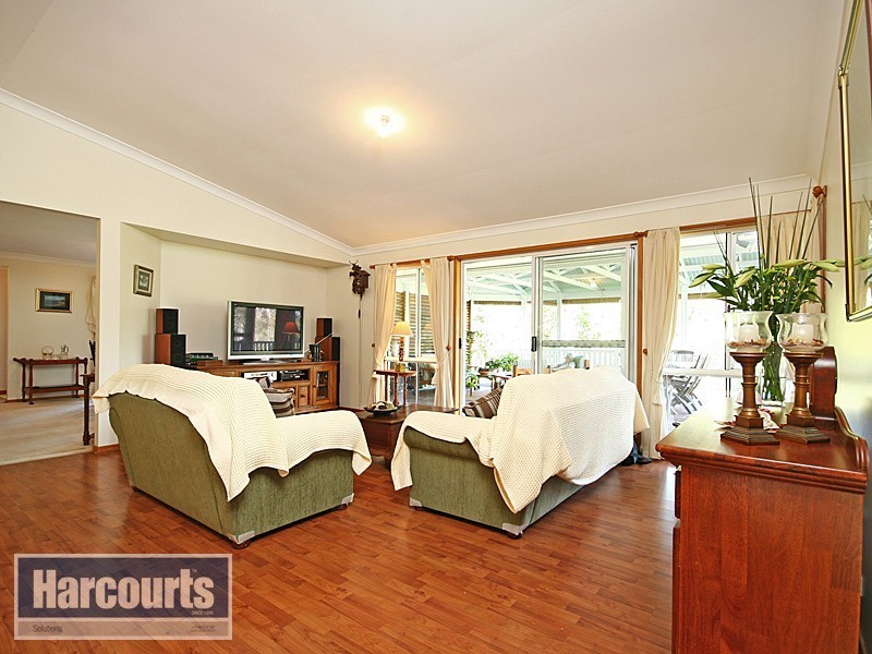 52 Greggs Road, Samford QLD 4520