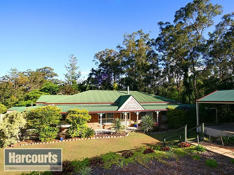 1 Woodrow Court, Ferny Hills QLD 4055