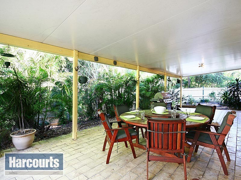 1 Woodrow Court, Ferny Hills QLD 4055