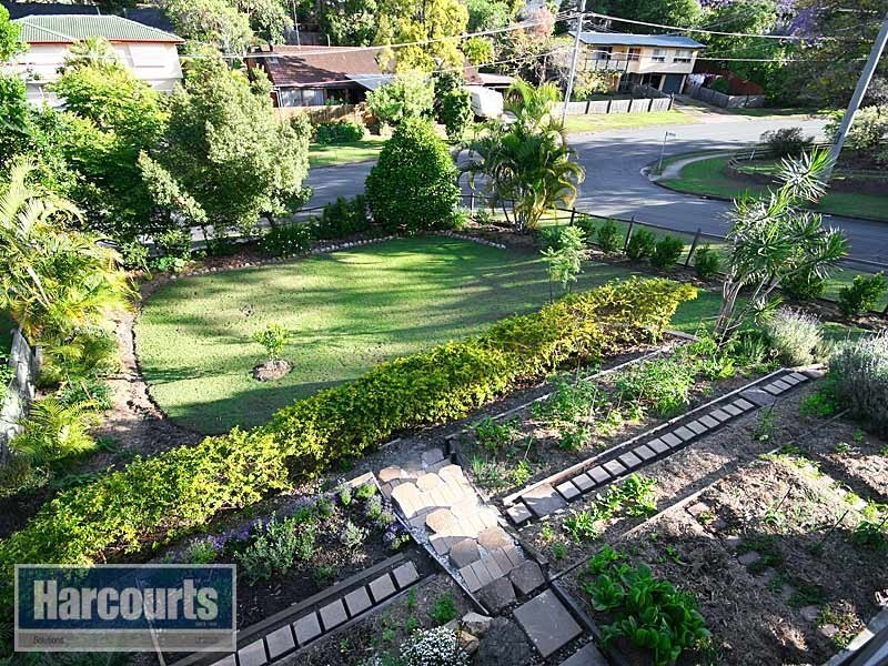 2 Tabulam Drive, Ferny Hills QLD 4055