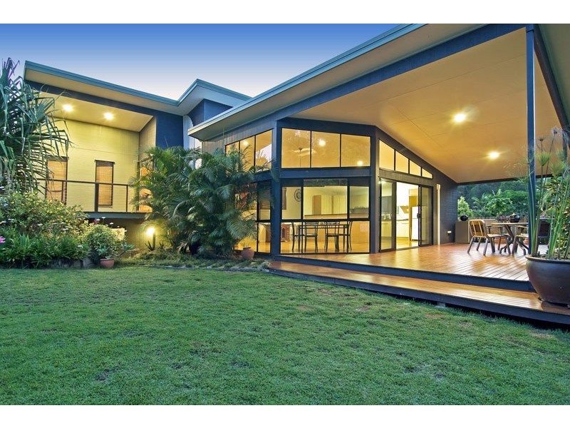 10 Christina Close, Ferny Grove QLD 4055