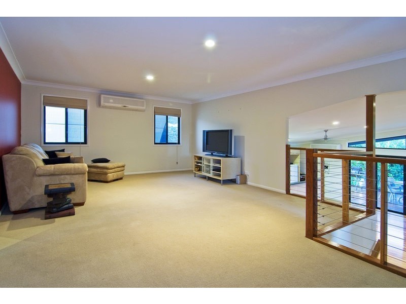 10 Christina Close, Ferny Grove QLD 4055