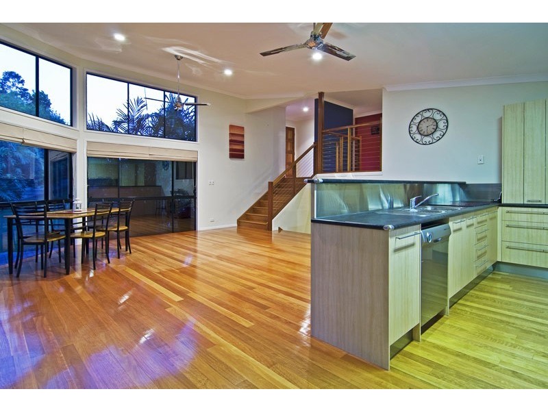 10 Christina Close, Ferny Grove QLD 4055