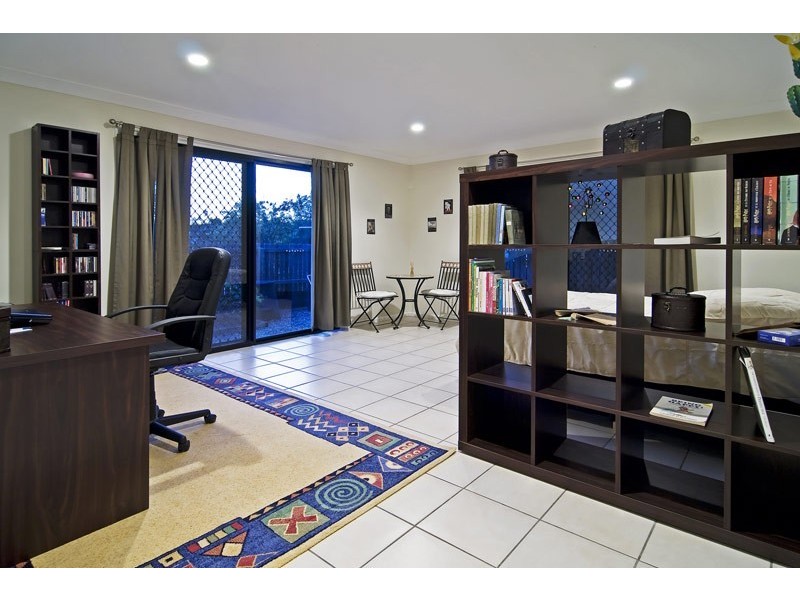 10 Christina Close, Ferny Grove QLD 4055