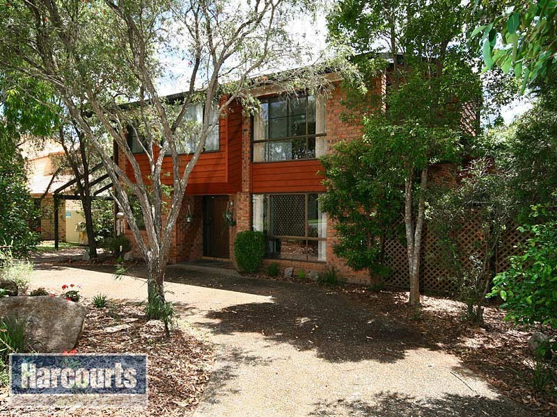 14 Leonarda Drive, Ferny Hills QLD 4055