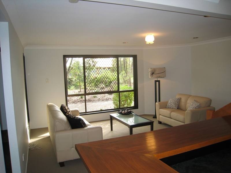 14 Leonarda Drive, Ferny Hills QLD 4055