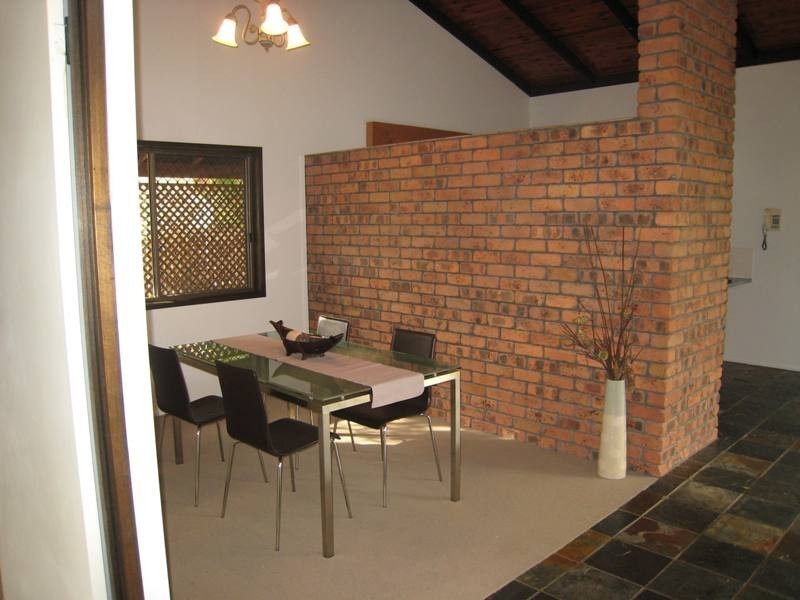 14 Leonarda Drive, Ferny Hills QLD 4055