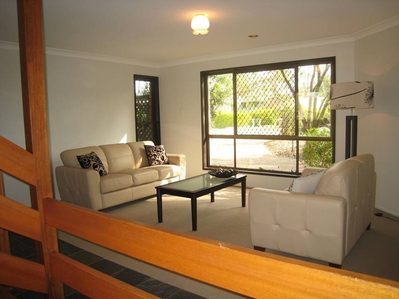 14 Leonarda Drive, Ferny Hills QLD 4055