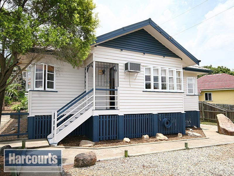18 Doorey Street, Keperra QLD 4054