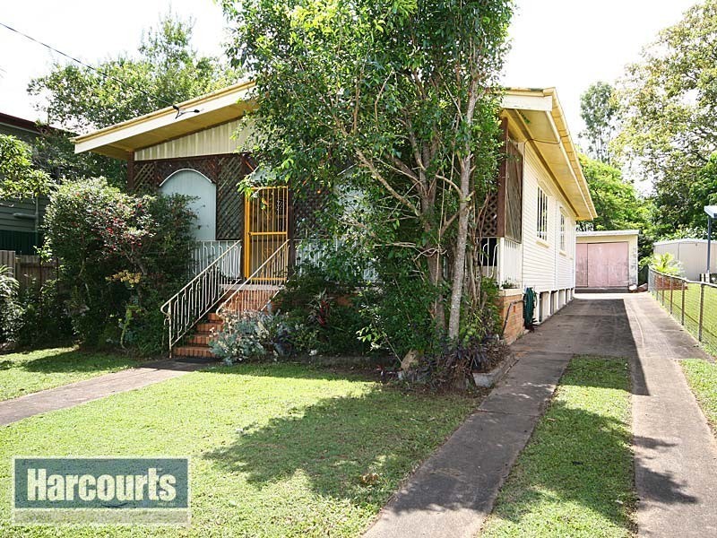 42 Lily Street, Mitchelton QLD 4053
