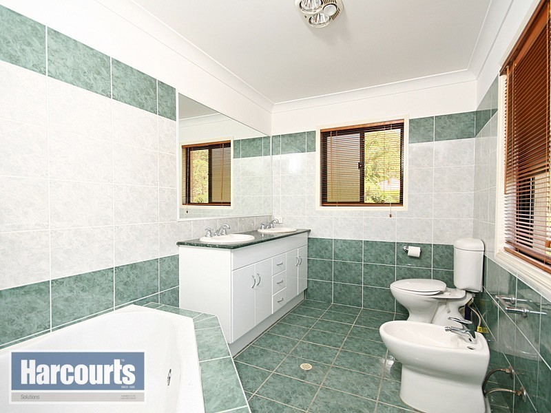 32 Fortrose Place, Ferny Grove QLD 4055