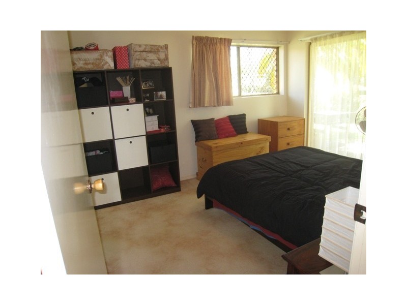 1/1 Caroline Street, Woody Point QLD 4019