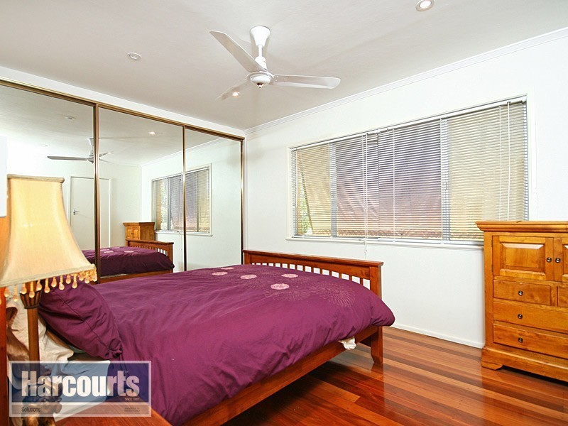 32 Tarnook Drive, Ferny Hills QLD 4055