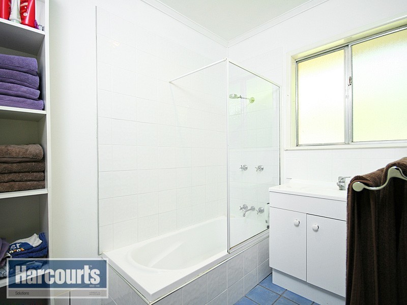 32 Tarnook Drive, Ferny Hills QLD 4055