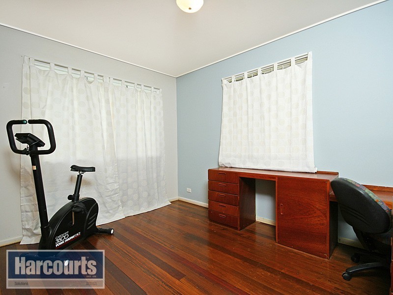 4 Pylara Crescent, Ferny Hills QLD 4055