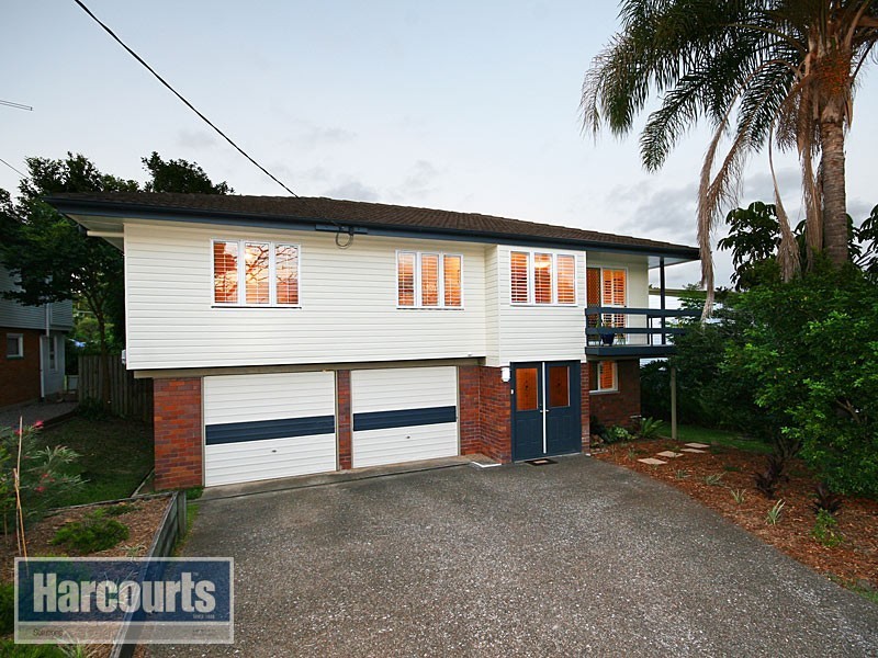 20 Narellan Street, Arana Hills QLD 4054