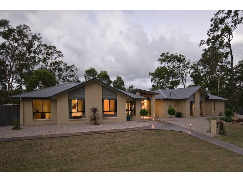 5 Ruby Court, Bunya QLD 4055