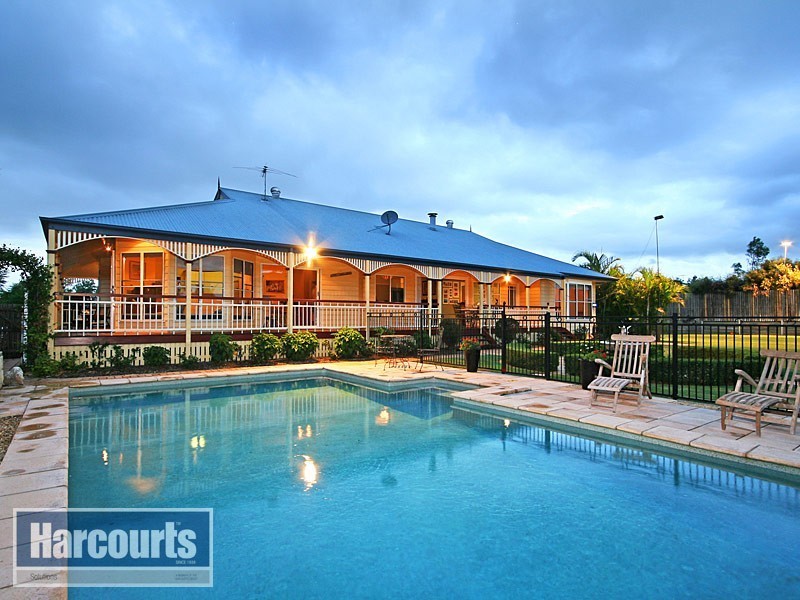 23 Fleetwood Court, Ferny Hills QLD 4055