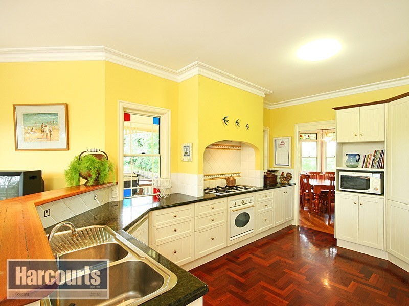 23 Fleetwood Court, Ferny Hills QLD 4055