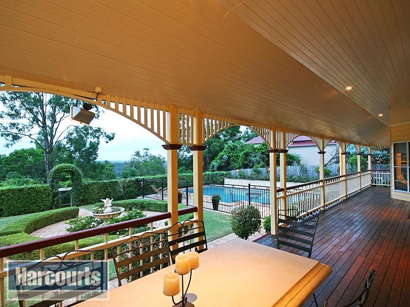 23 Fleetwood Court, Ferny Hills QLD 4055