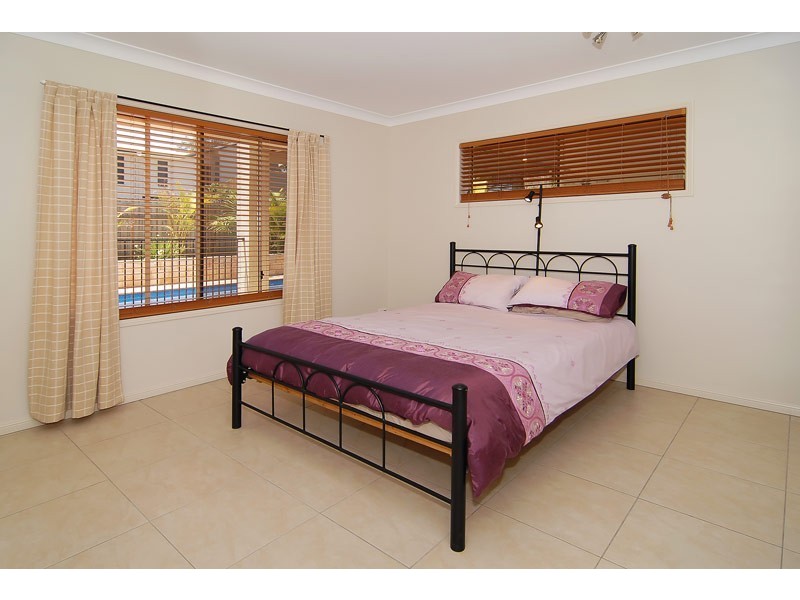 3 Parkwater Close, Upper Kedron QLD 4055