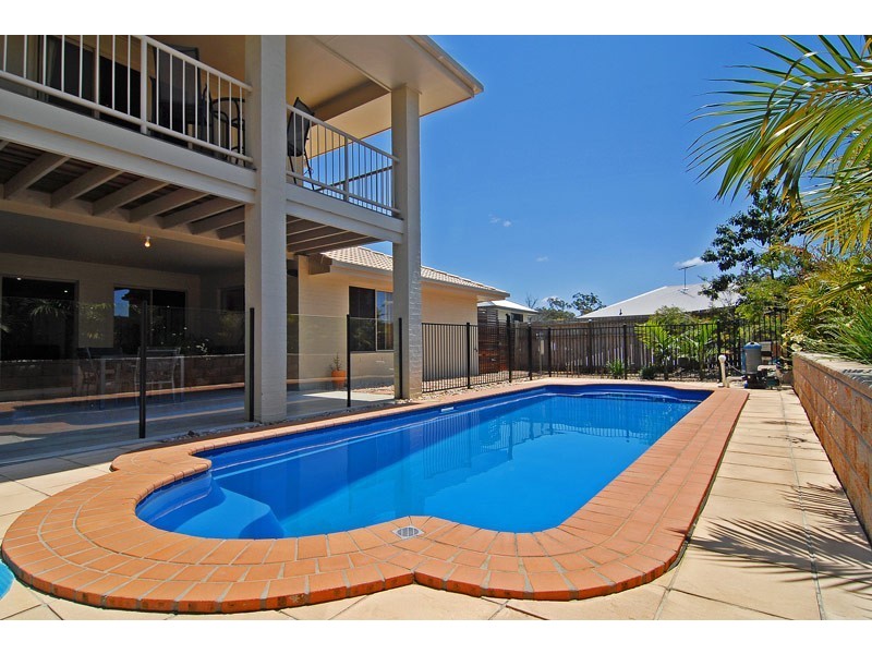 3 Parkwater Close, Upper Kedron QLD 4055