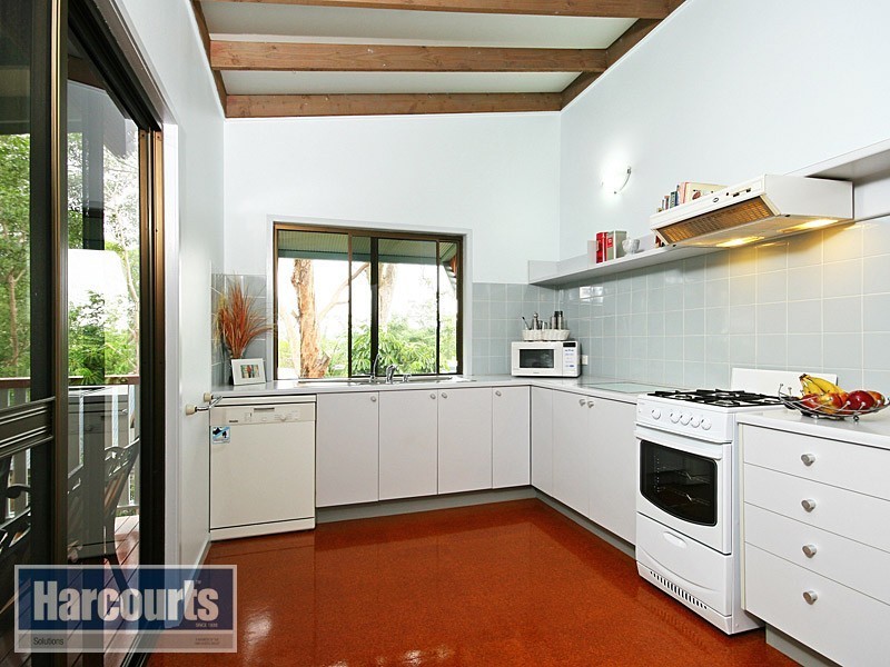 24 Tarawill Crescent, Ferny Hills QLD 4055