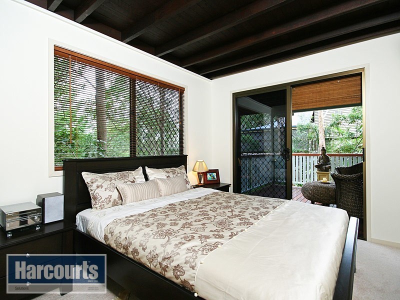 24 Tarawill Crescent, Ferny Hills QLD 4055