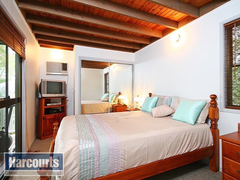 24 Tarawill Crescent, Ferny Hills QLD 4055