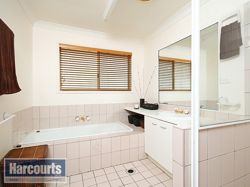 15 Wylah Court, Albany Creek QLD 4035