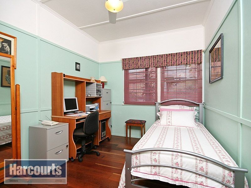 9 Doorey Street, Keperra QLD 4054