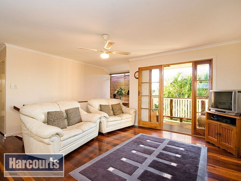 19 Alstonia Street, Arana Hills QLD 4054