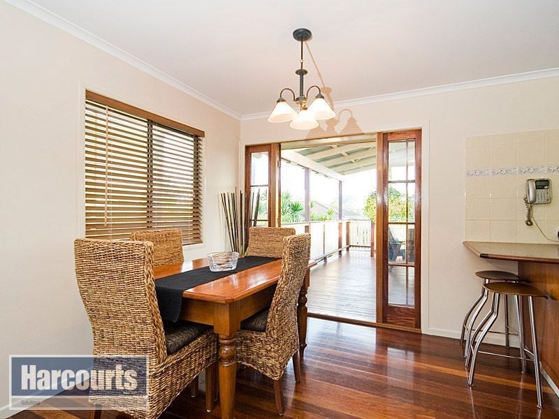 19 Alstonia Street, Arana Hills QLD 4054