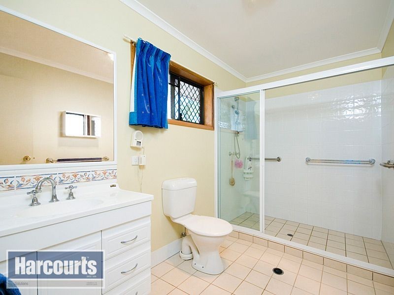 109 View Crescent, Arana Hills QLD 4054