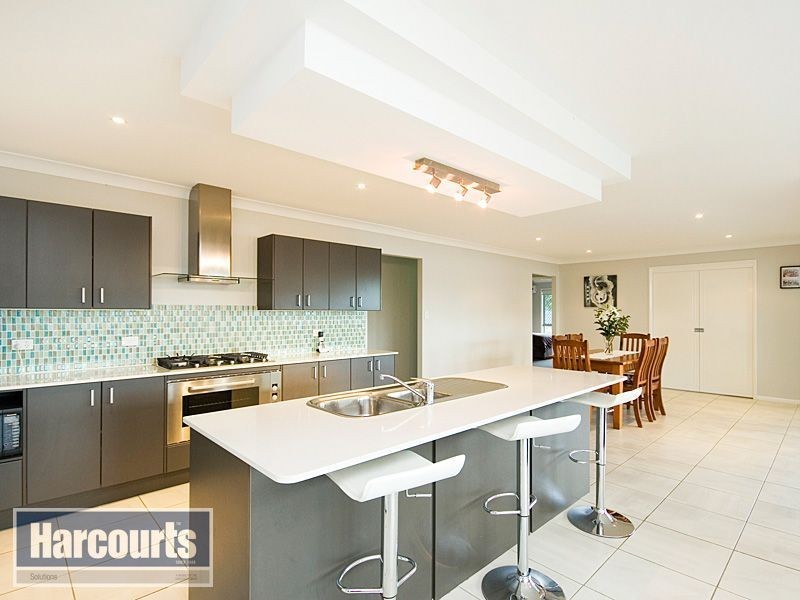 22 Chalmers Court, Samford QLD 4520