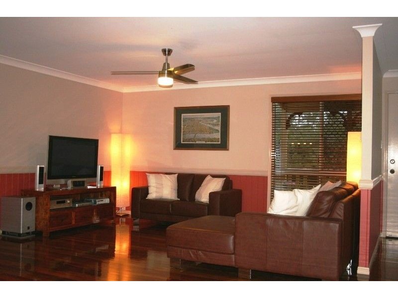 88 Hutton Road, Ferny Hills QLD 4055