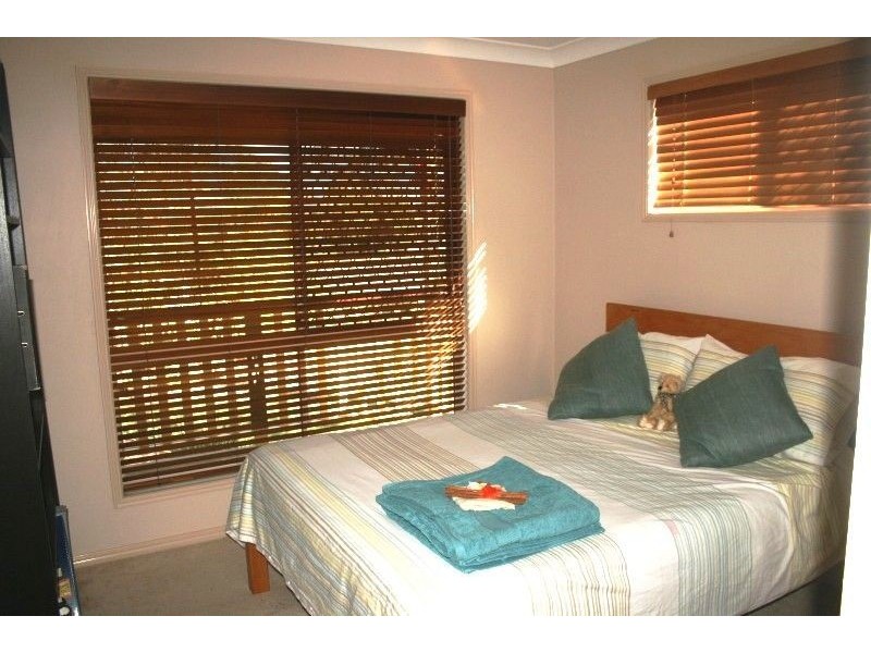 88 Hutton Road, Ferny Hills QLD 4055