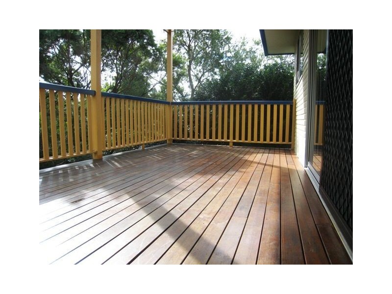 4 Irruka Crescent, Ferny Hills QLD 4055