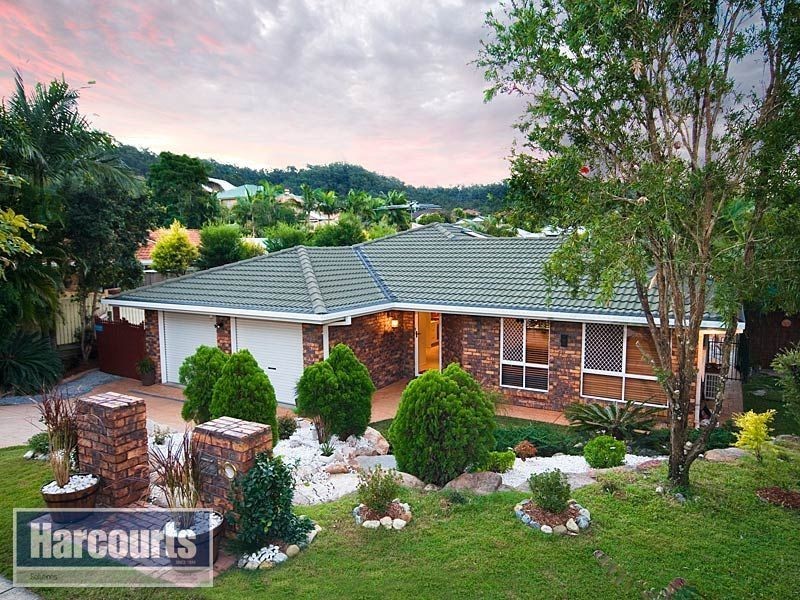 25 Selkirk Crescent, Ferny Grove QLD 4055