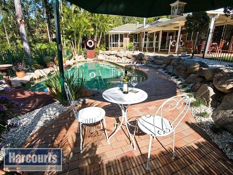 25 Selkirk Crescent, Ferny Grove QLD 4055