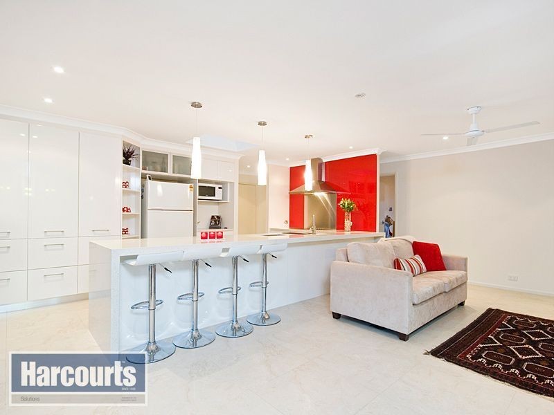 25 Selkirk Crescent, Ferny Grove QLD 4055