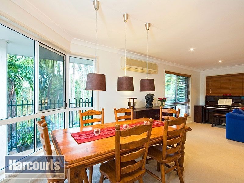 25 Selkirk Crescent, Ferny Grove QLD 4055