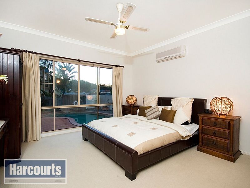 8 Dellwood Court, Ferny Hills QLD 4055