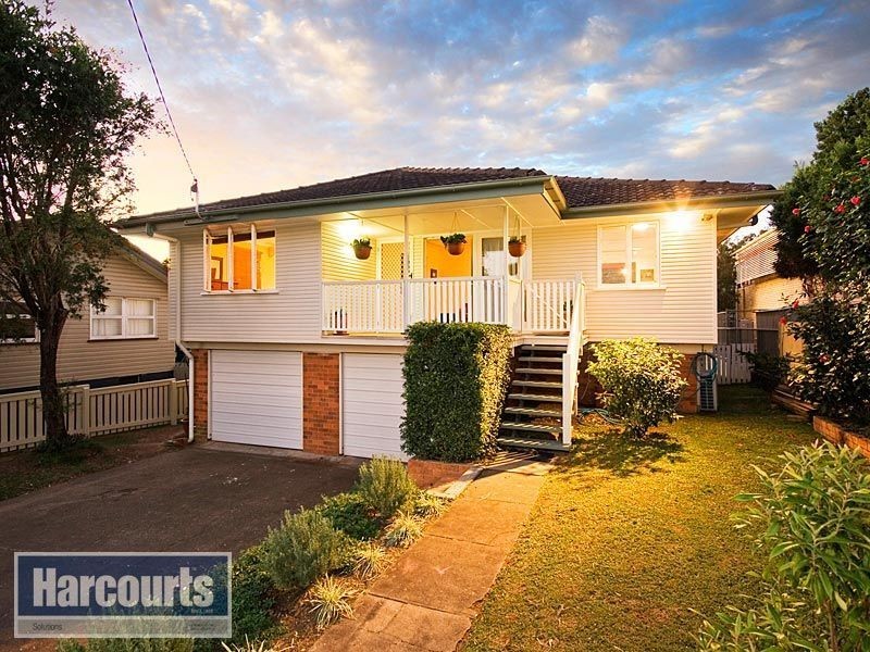 18 Warringah Street, Everton Park QLD 4053