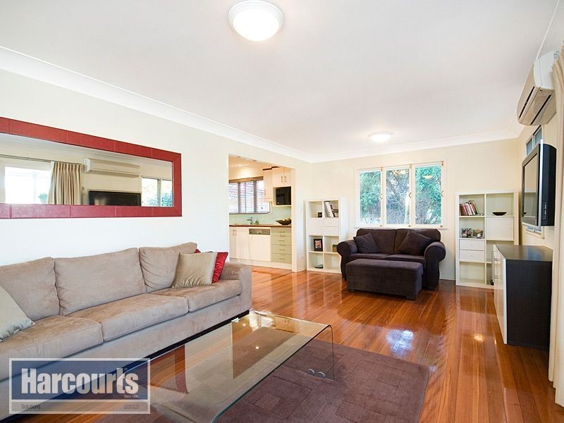 18 Warringah Street, Everton Park QLD 4053